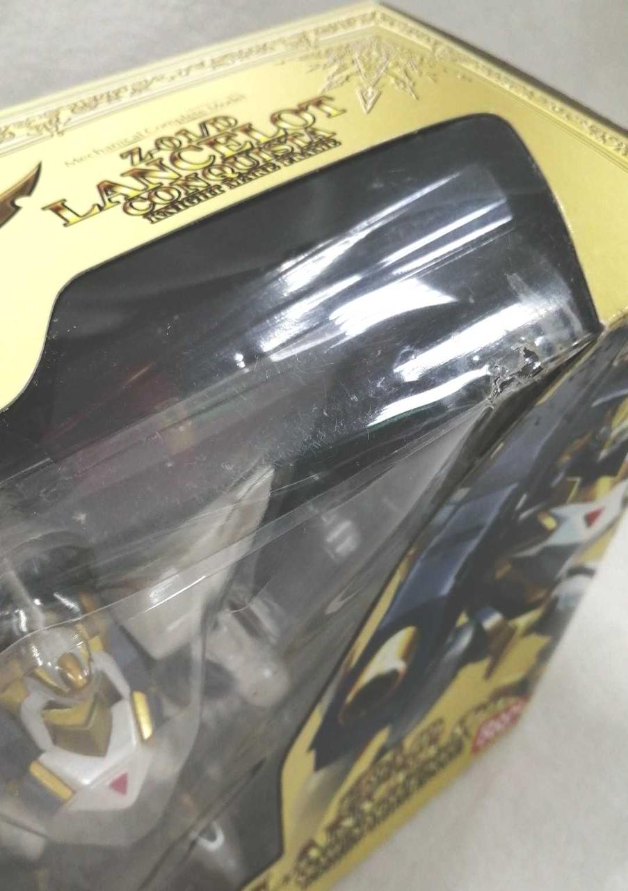箱内部　汚れ混入あり