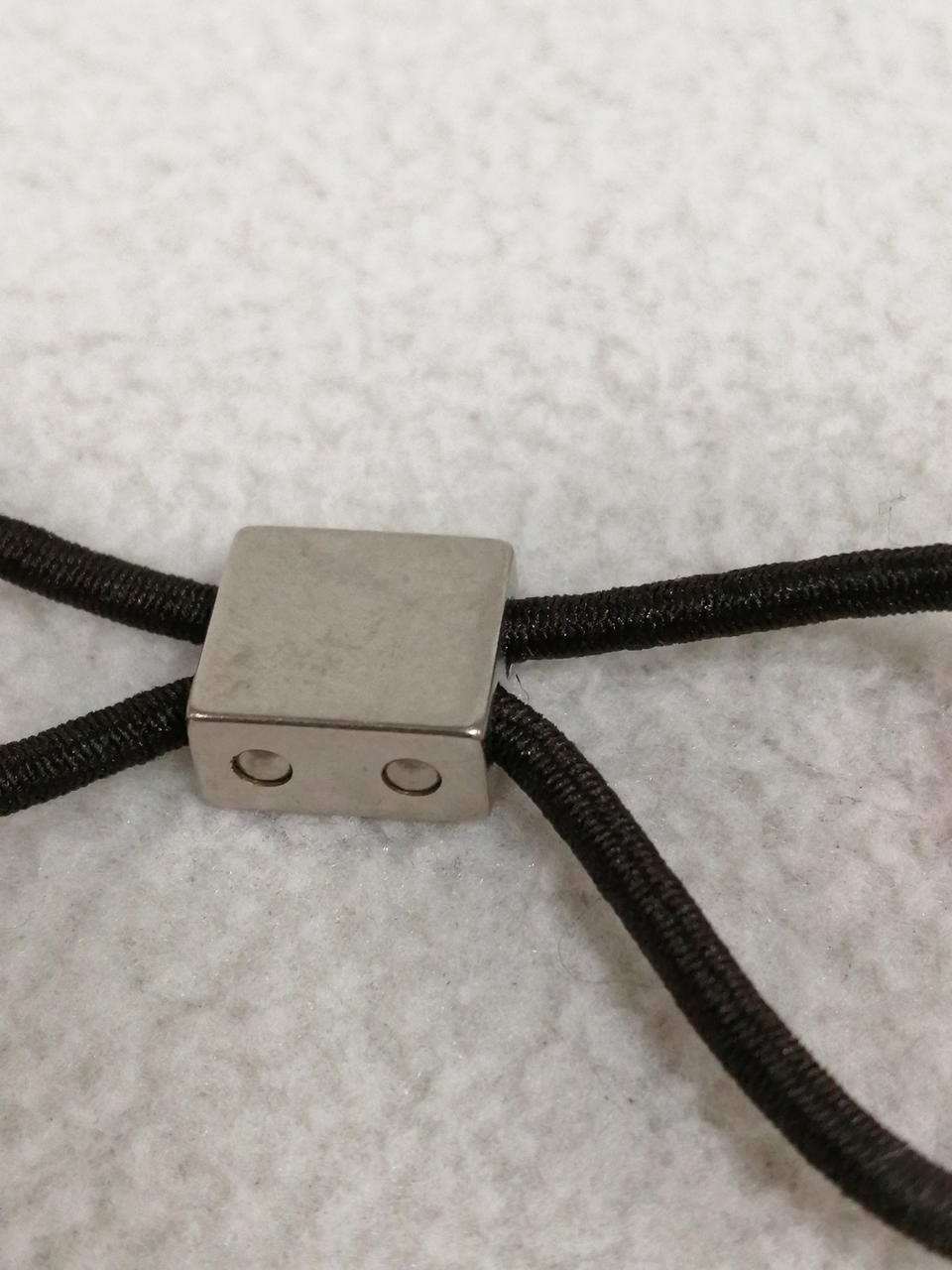 金具に細かいキズあり