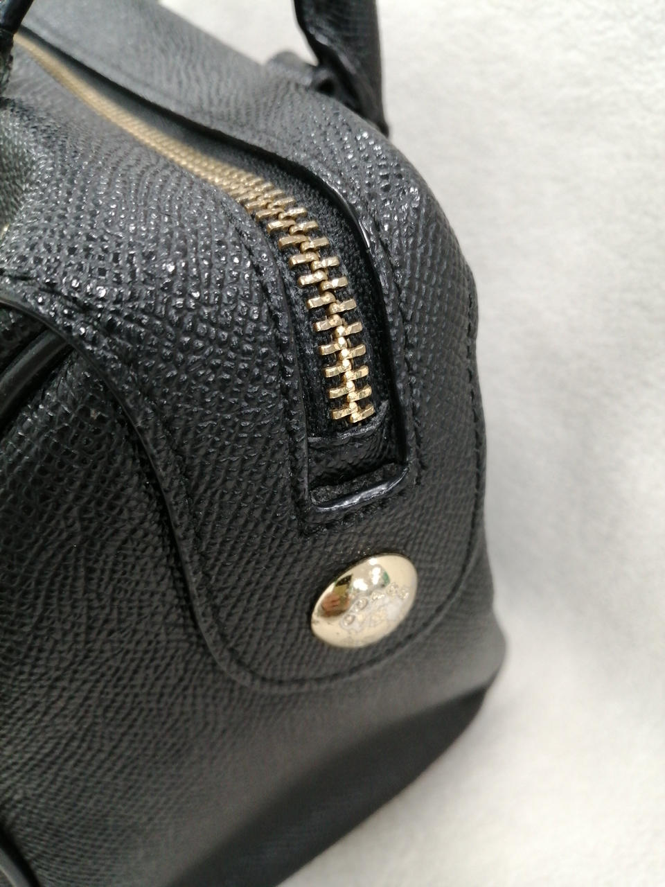 ショルダー引っ掛けループ無し
