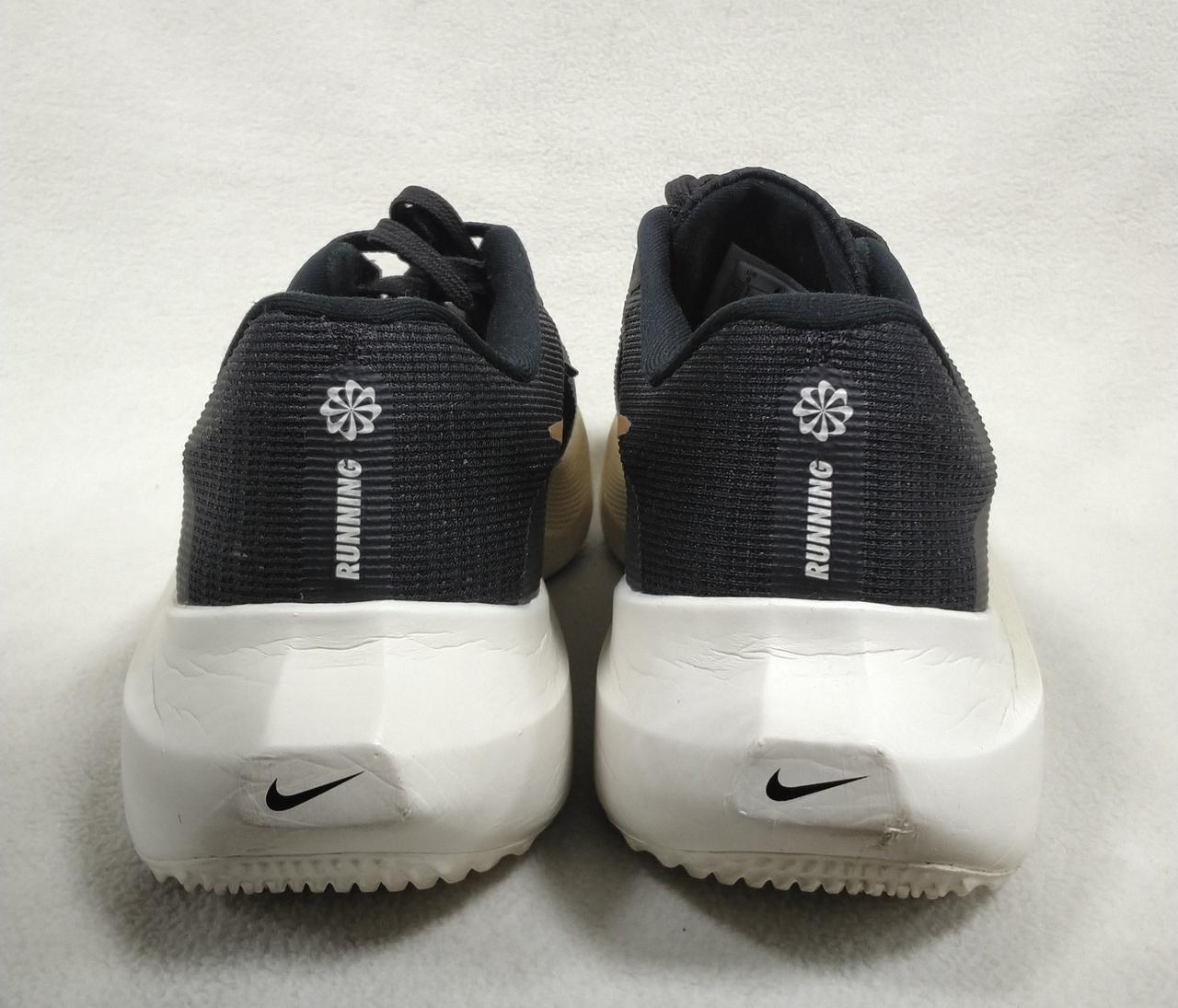 かかとキズあり