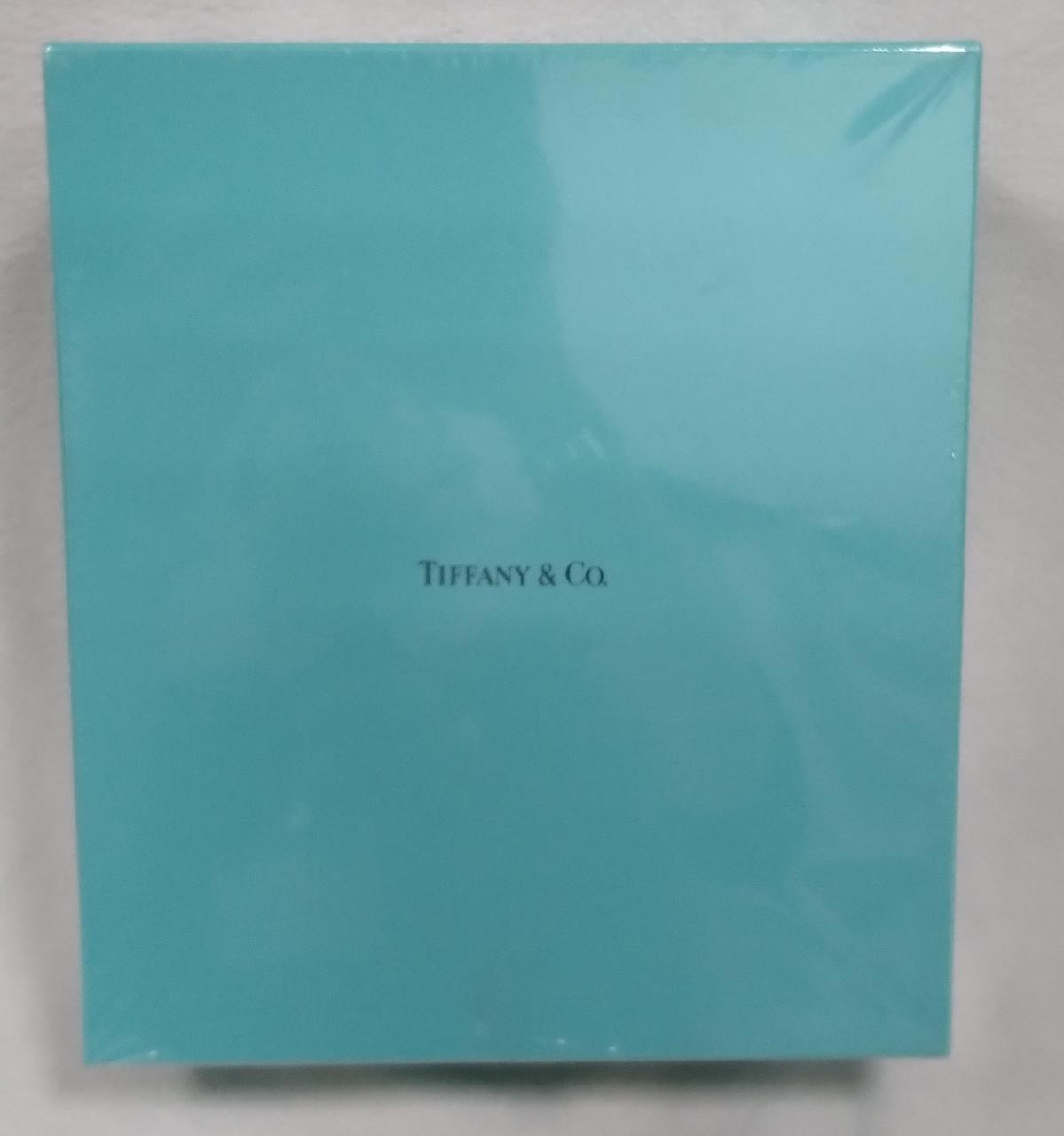 箱に染み汚れあり