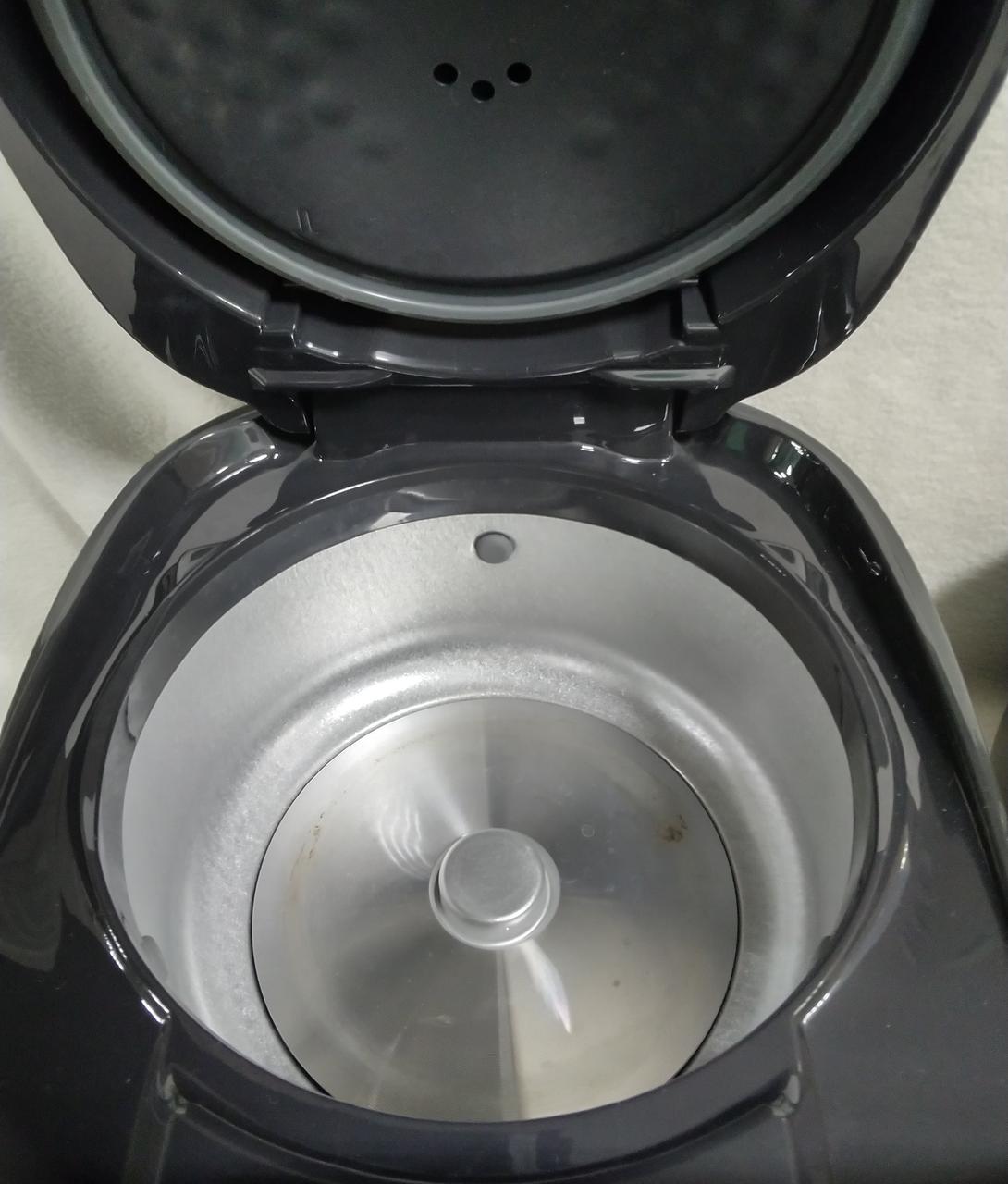 内部汚れ少々あり