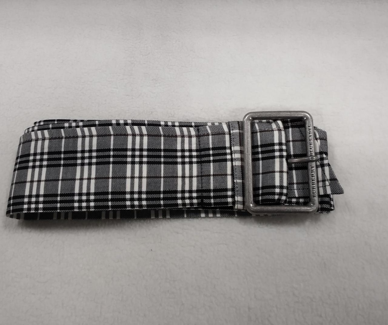 付属のベルトです。