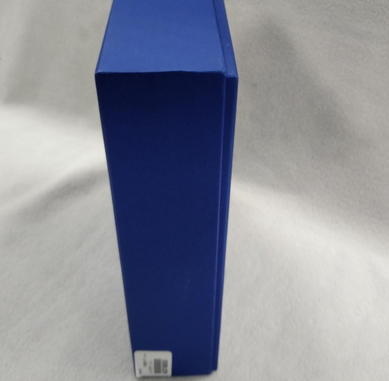 全体的に薄い擦り傷あります。