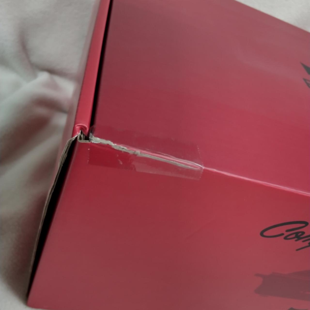 箱破れ補修あり