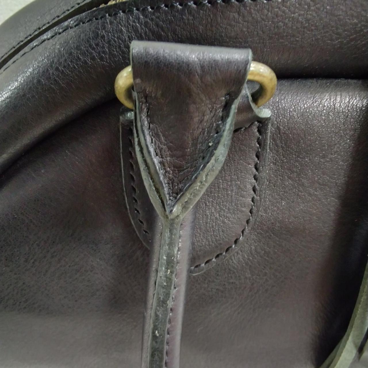 取っ手の部分擦れあります。