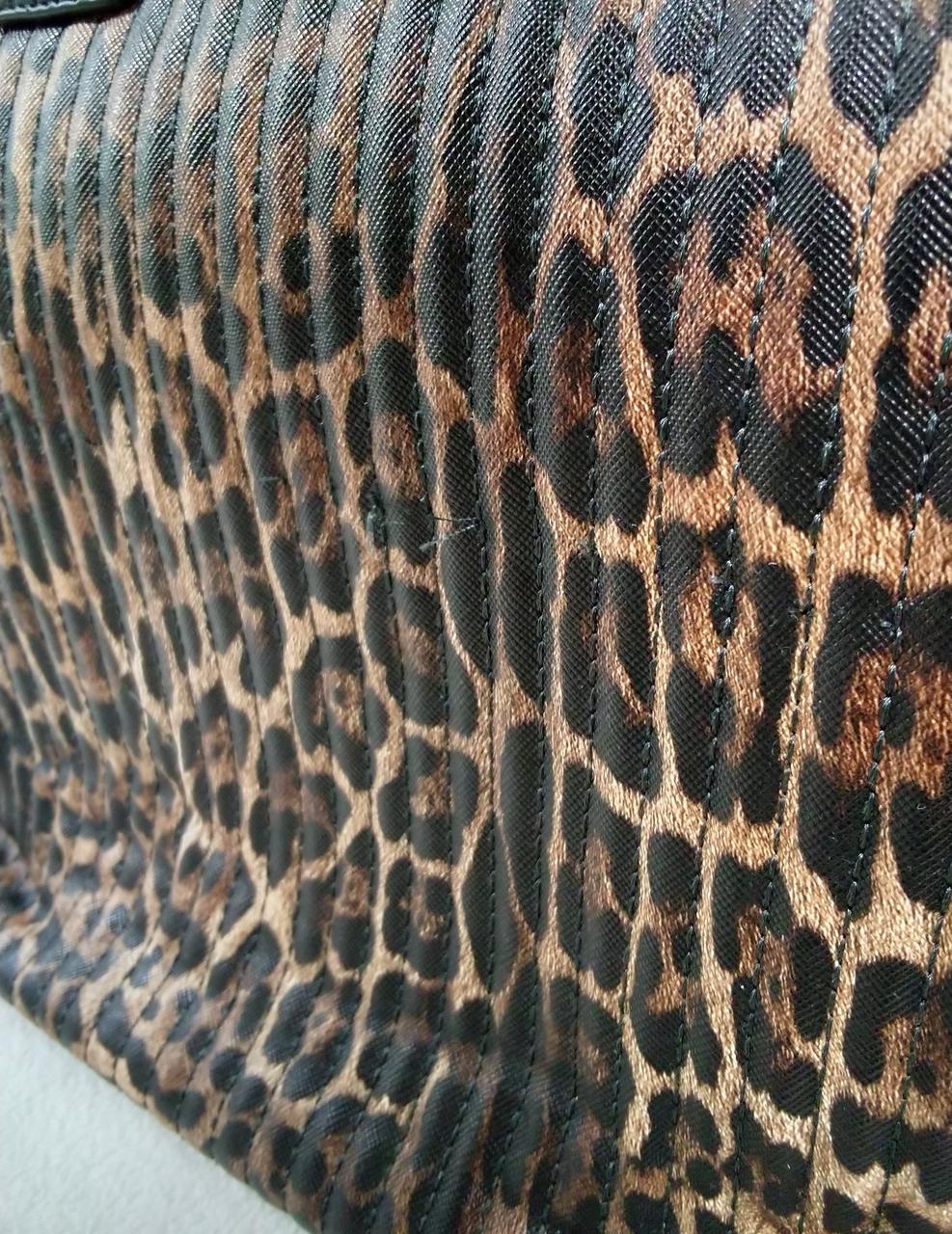 毛羽立ち少々あり