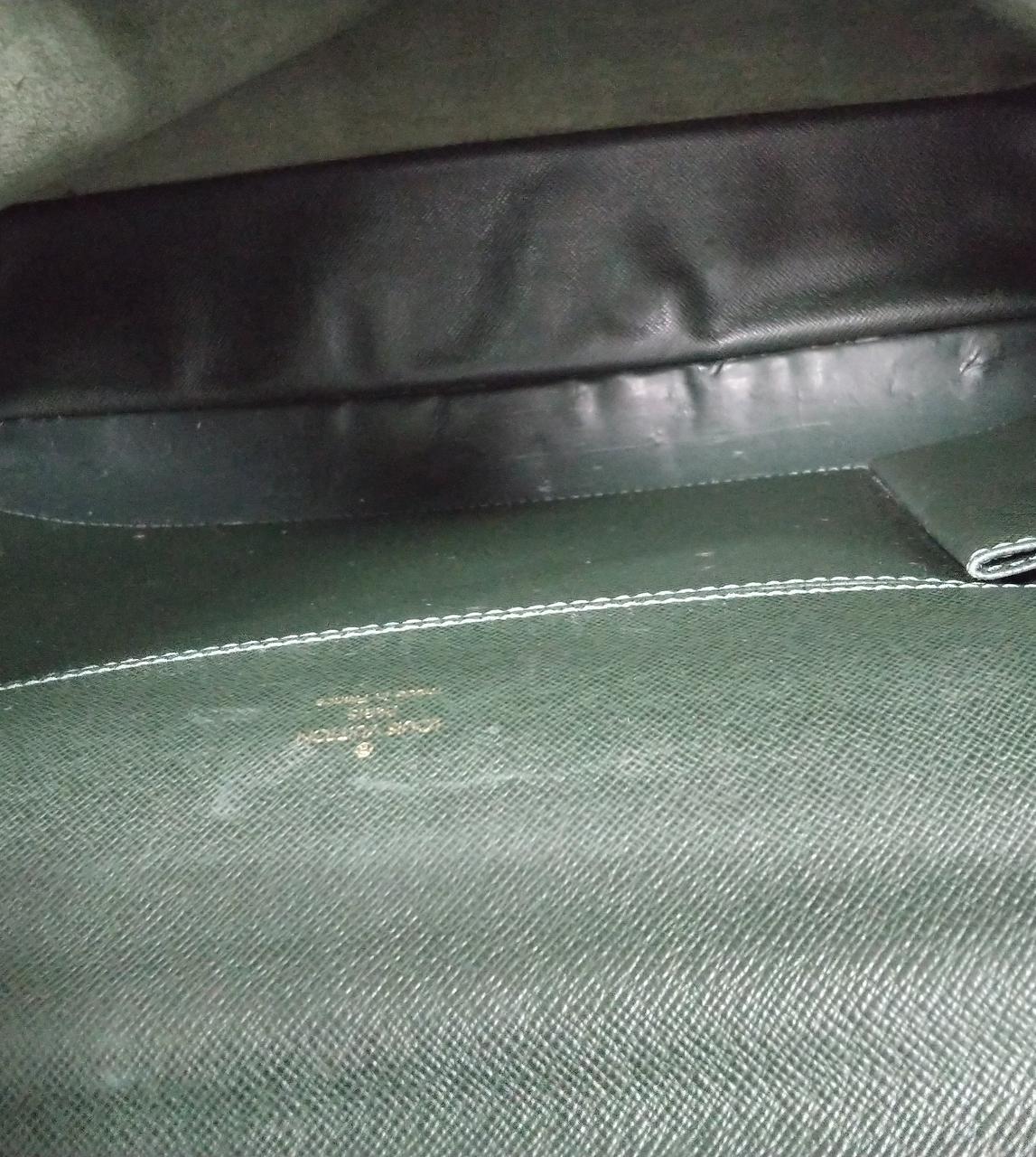 内部キズ・汚れあり
