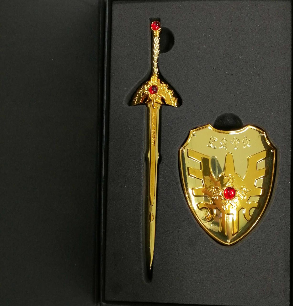 大注目 ドラゴンクエスト魔王 剣 ロトの盾セット販売です ゲームキャラクター Lemazet Fr