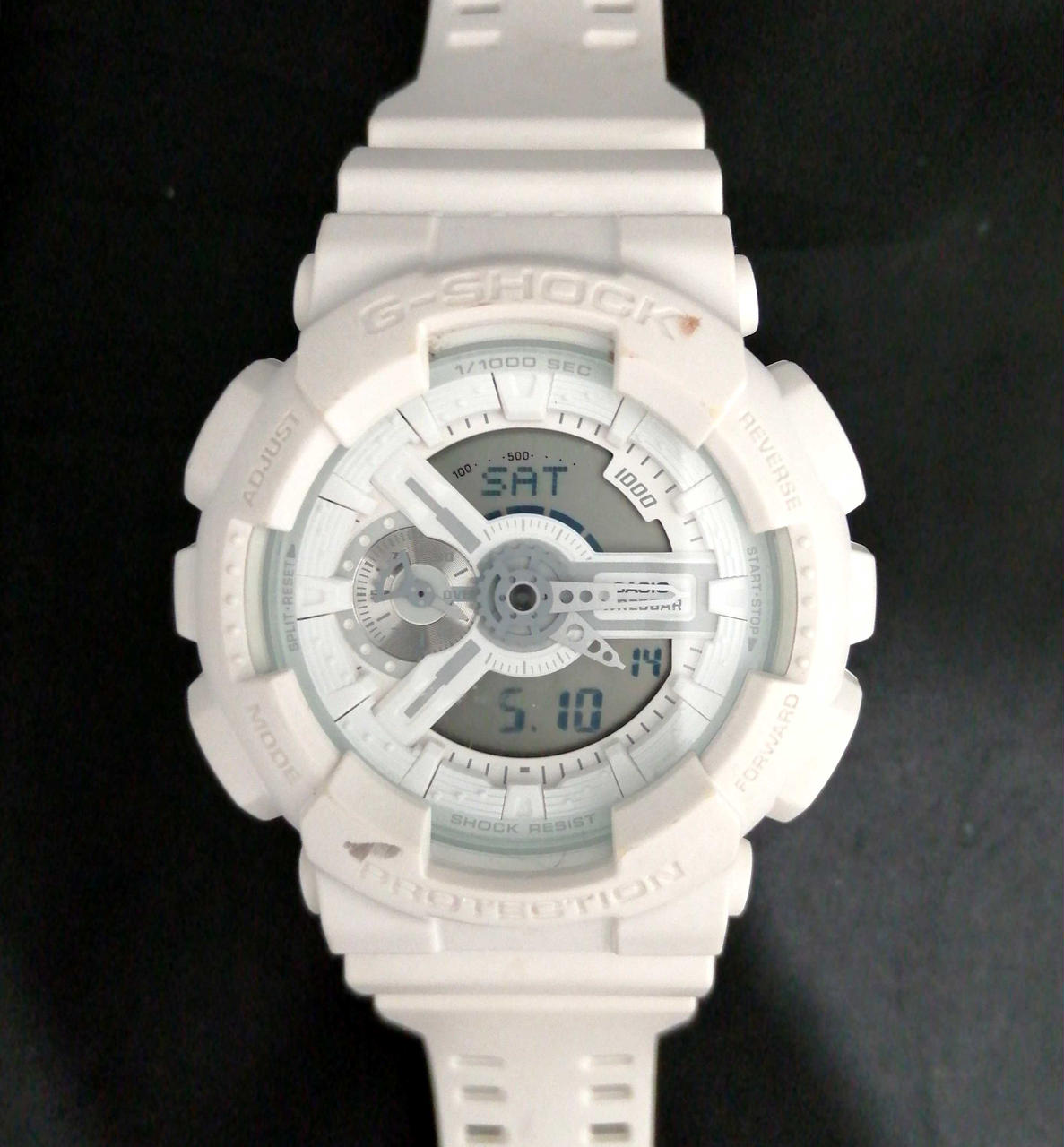 一部使用感の汚れあり。