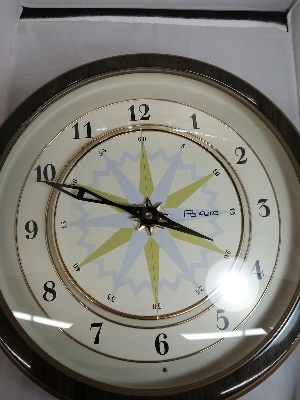 Amuse Perfumeからくり時計 Hardoffオフモール