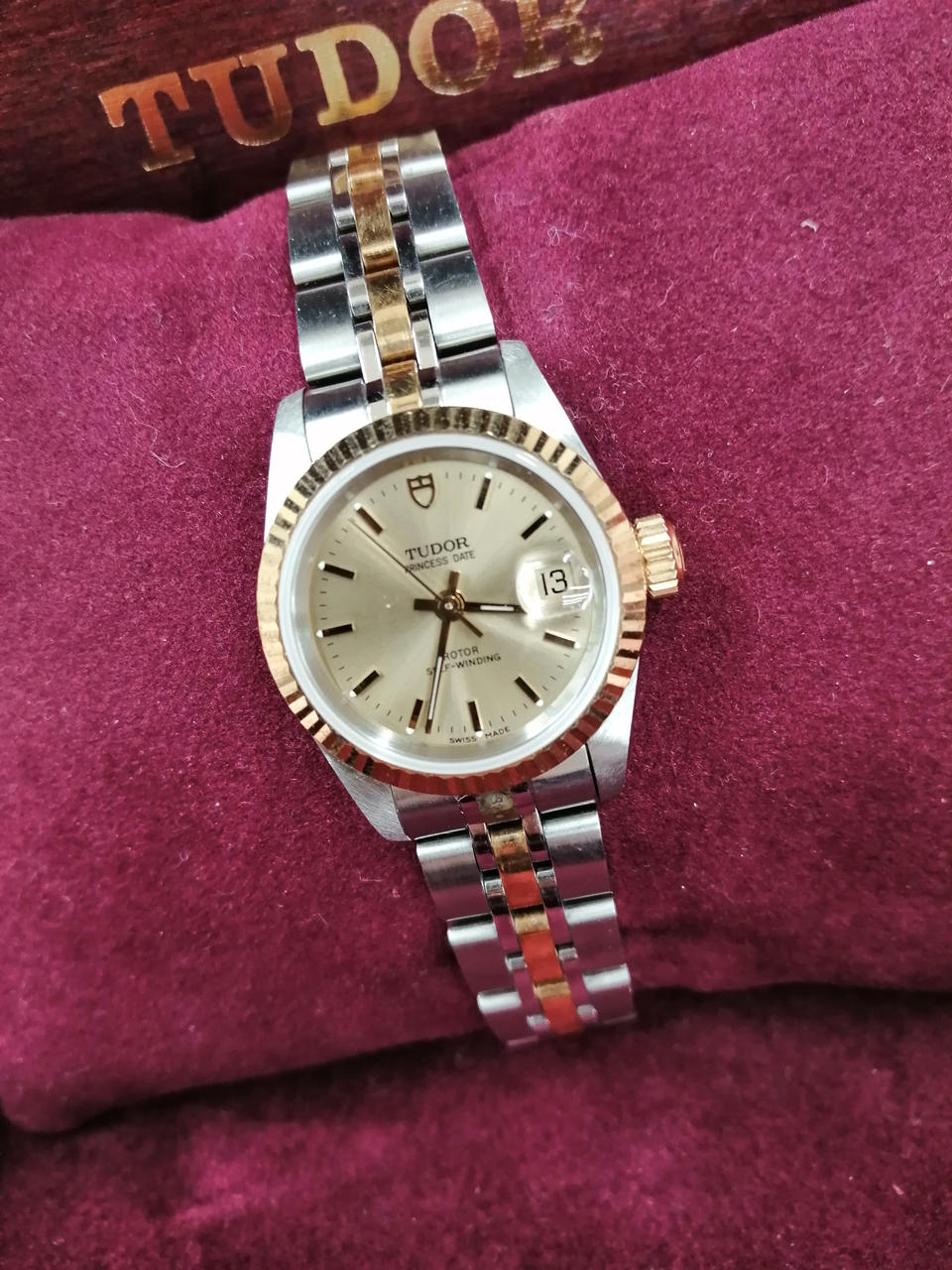 TUDOR 92300 プリンセス オイスターデイト cal.2651 自動巻 TUDOR レディース 1981年製 プリンセスオイスターデイト