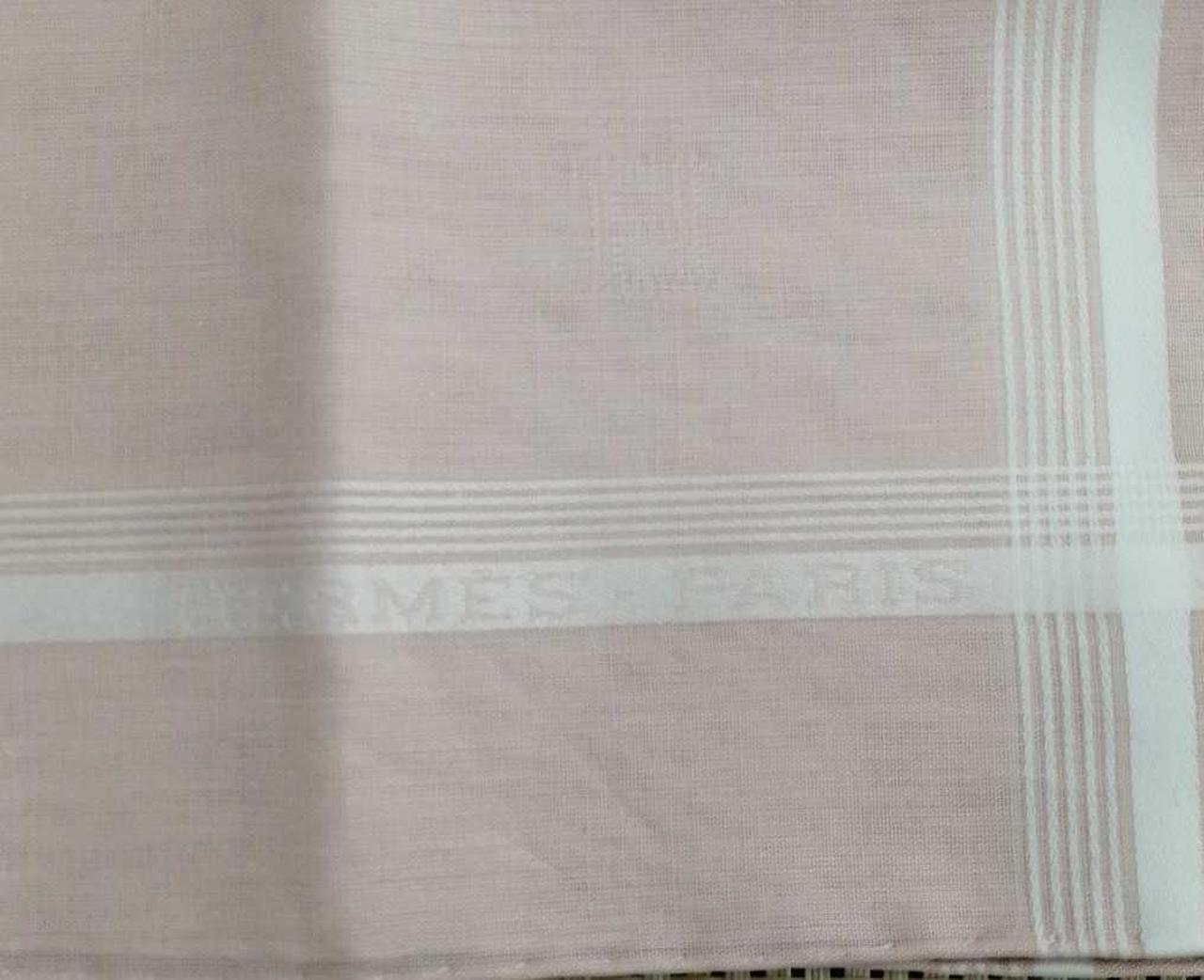 HERMES-PARIS地模様あり