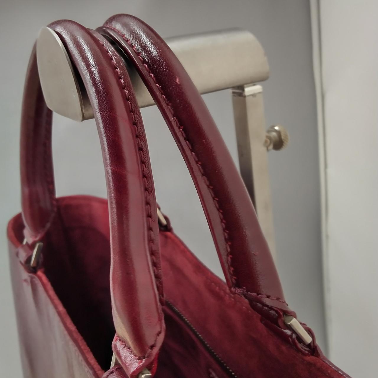 持ち手に傷、擦れあり