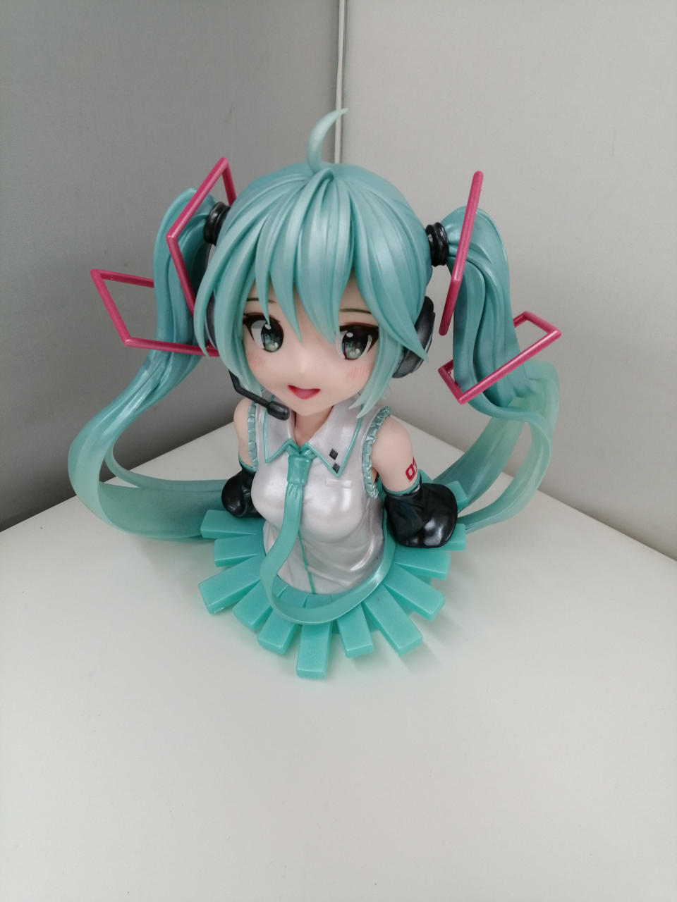 初音ミク 胸像フィギュア