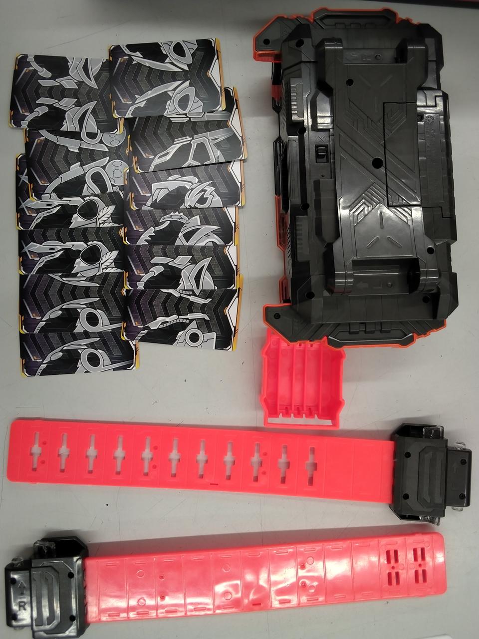 BANDAI|仮面ライダーガッチャード完全なりきりセット|【ハードオフ公式