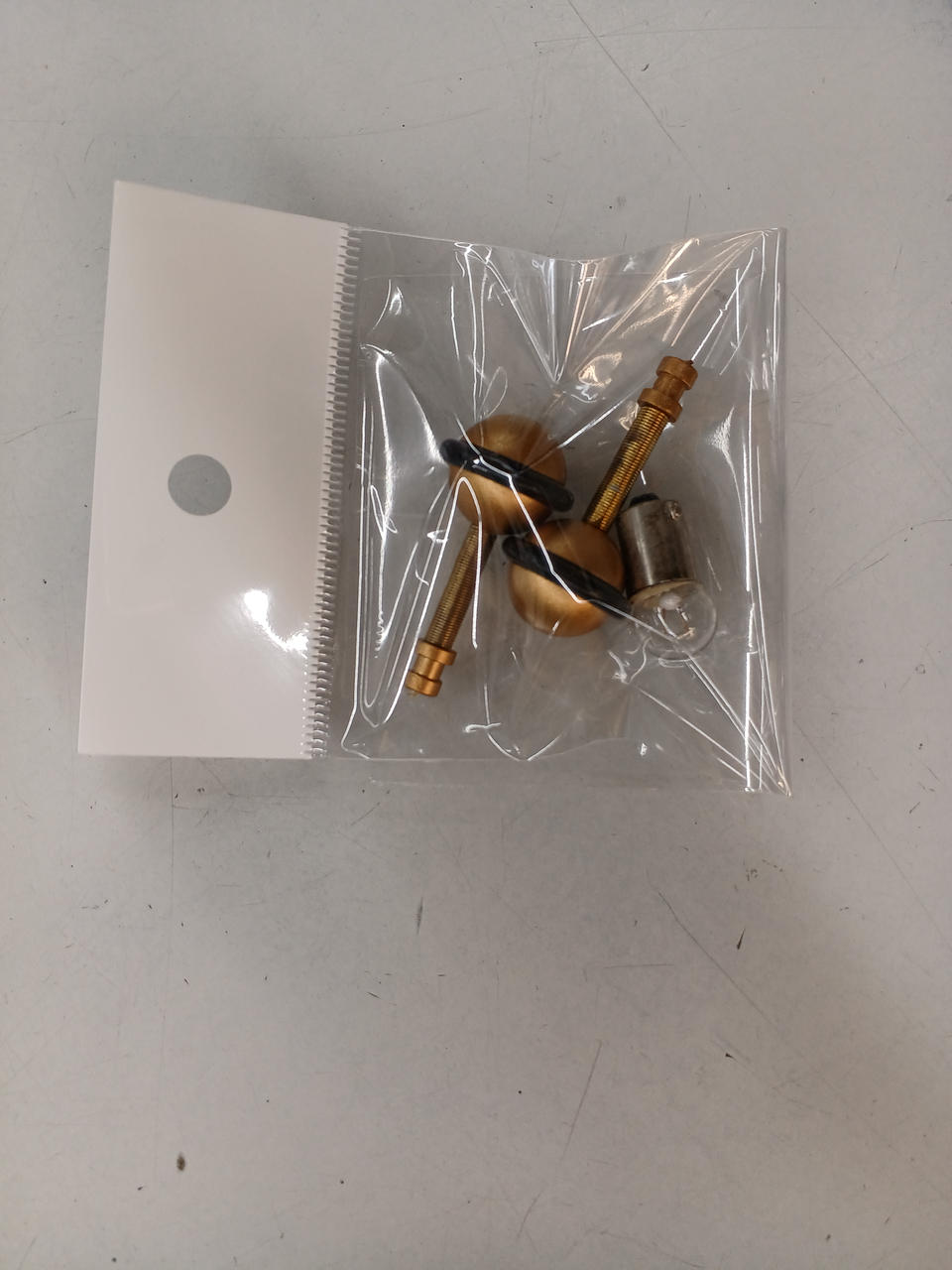 予備パーツあり