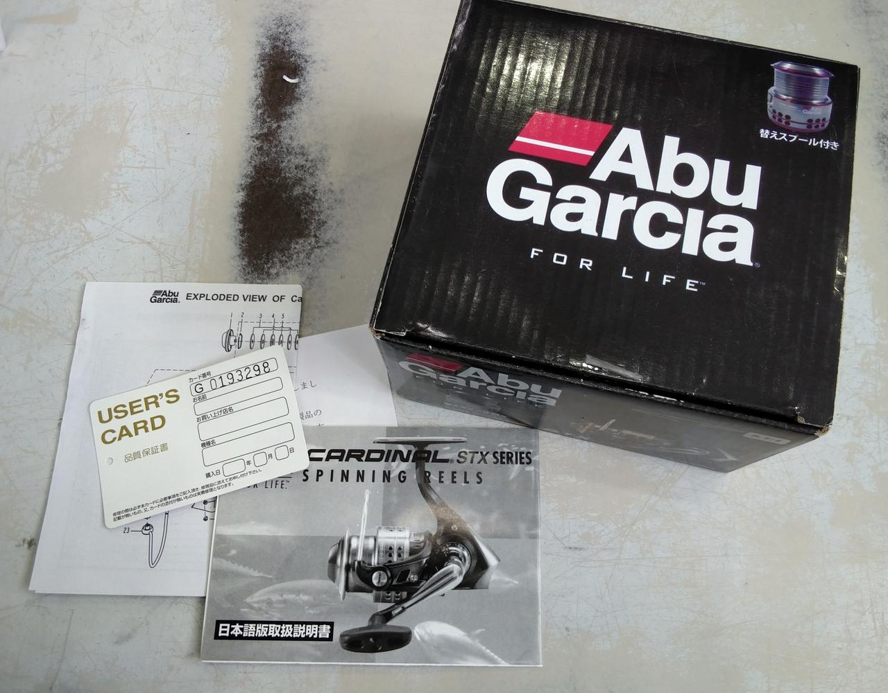 箱、取扱説明書付き