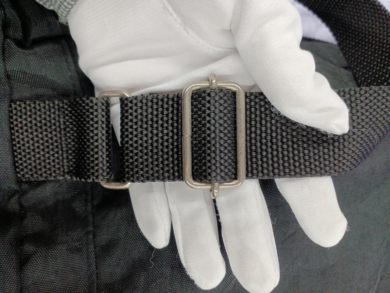 細かいキズ、くすみあり