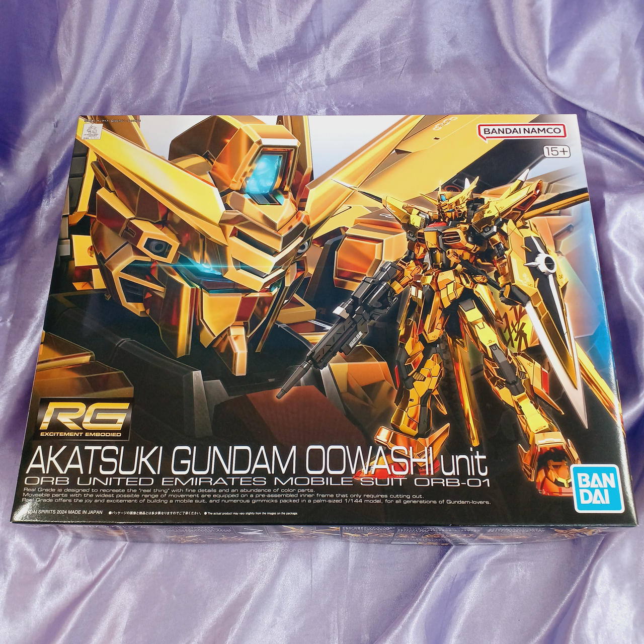 全体的に細かなスレキズあります。