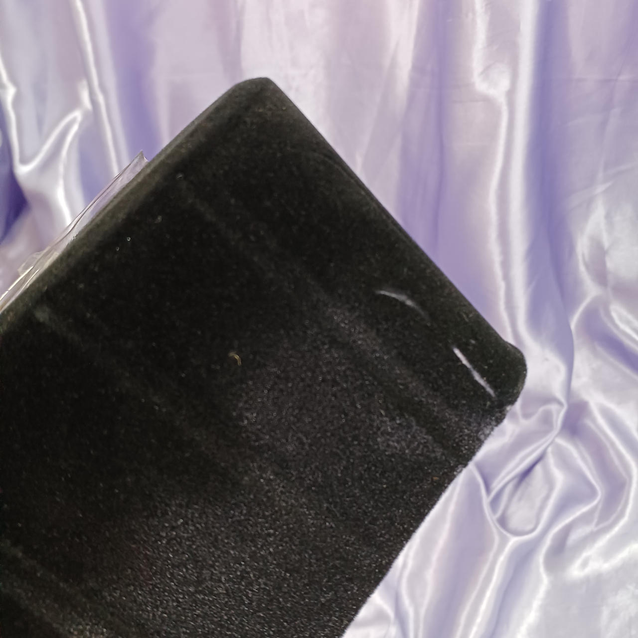 キズあります。