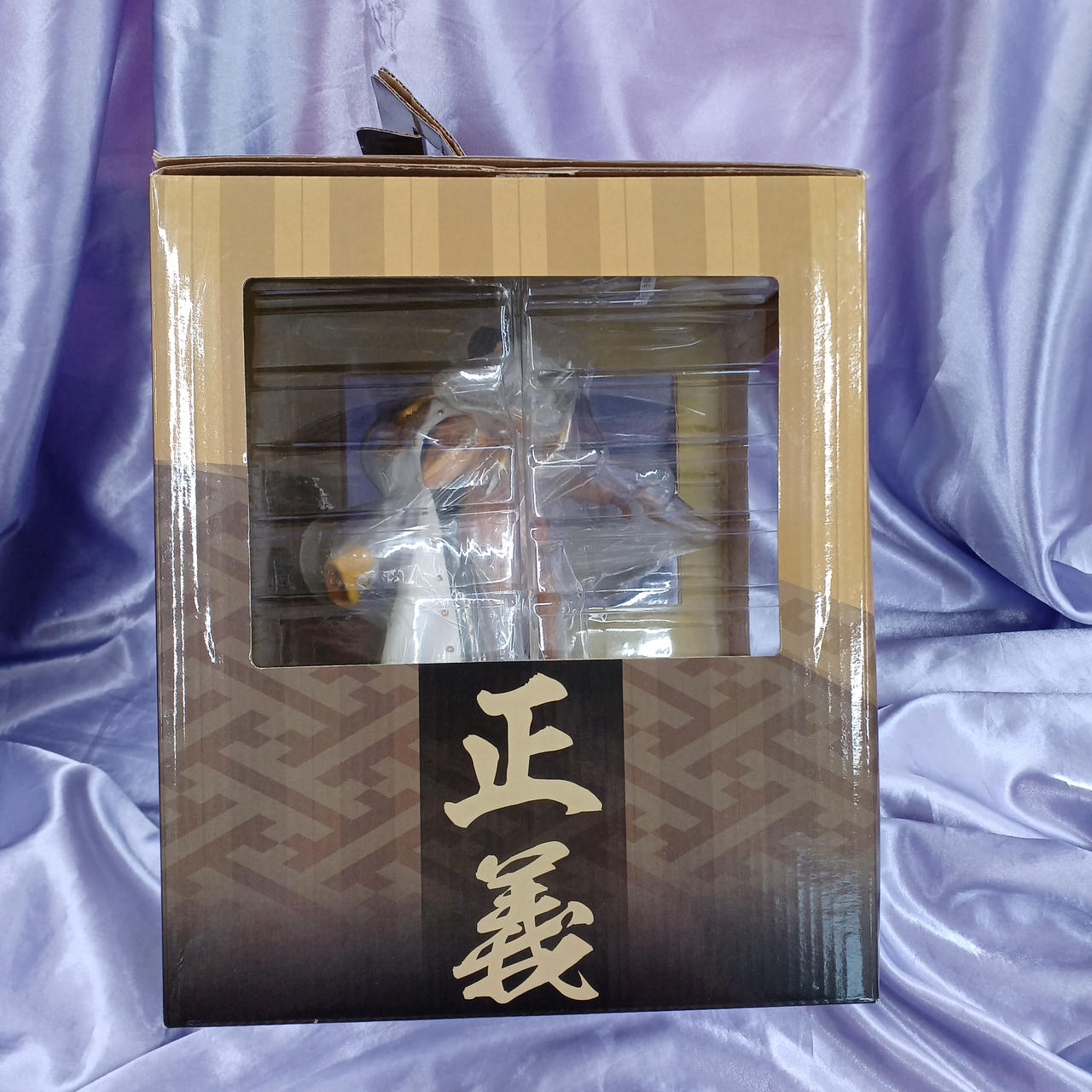 箱イタミあります。