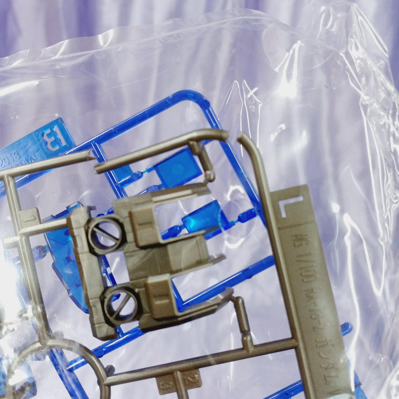 パーツ折れています。