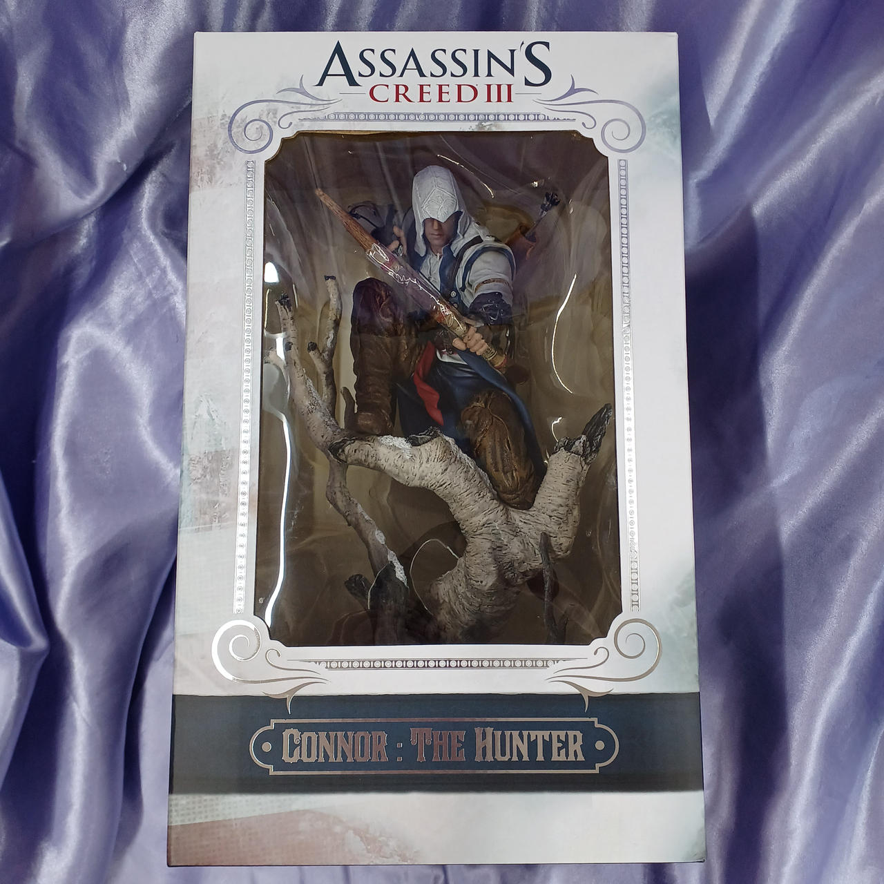 全体的に箱スレキズあります。