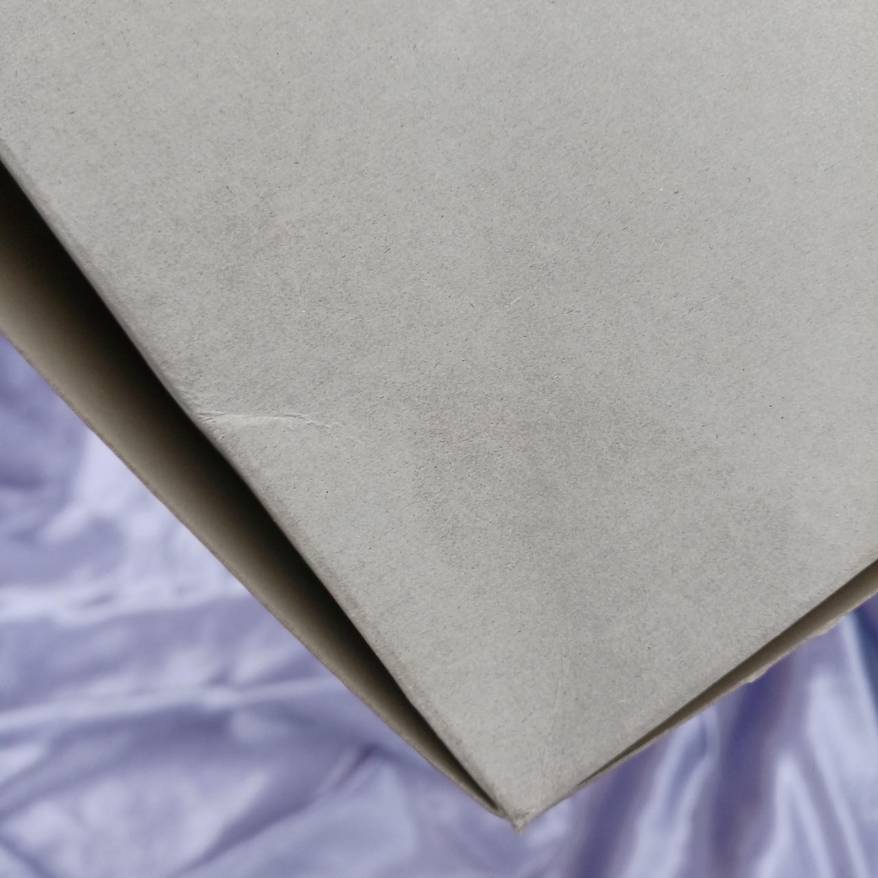 箱へこみあります。