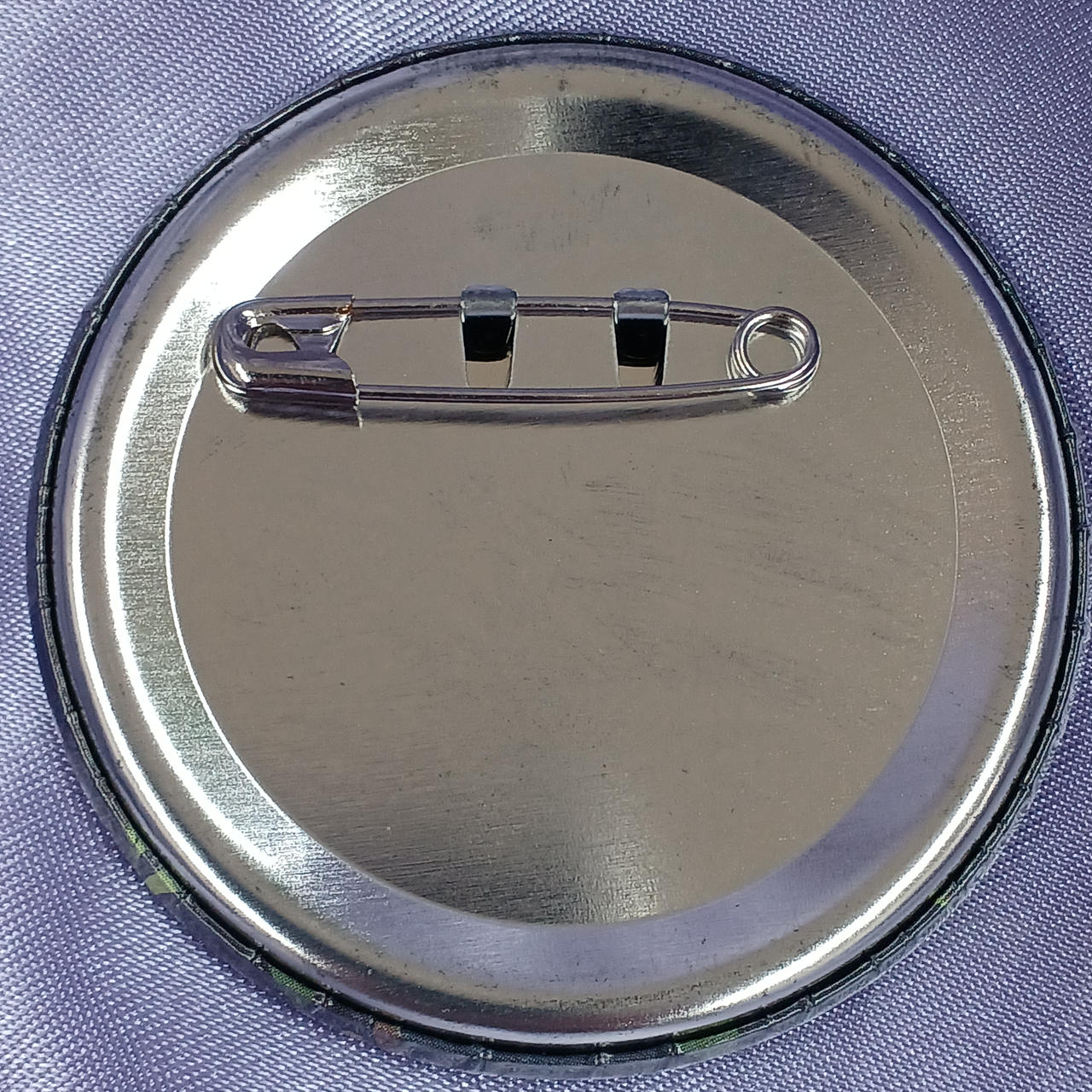 スレキズ・汚れ・黒ずみあります。