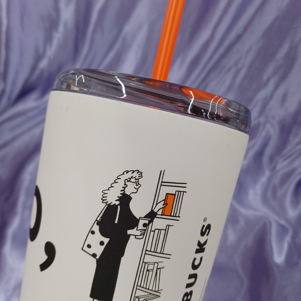 箱によるスレ汚れあります。