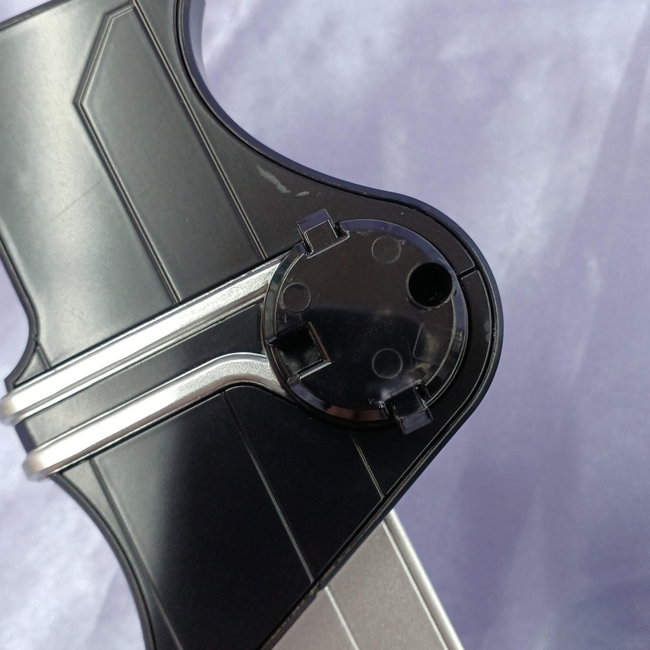 スレキズ・ツメ劣化あります。