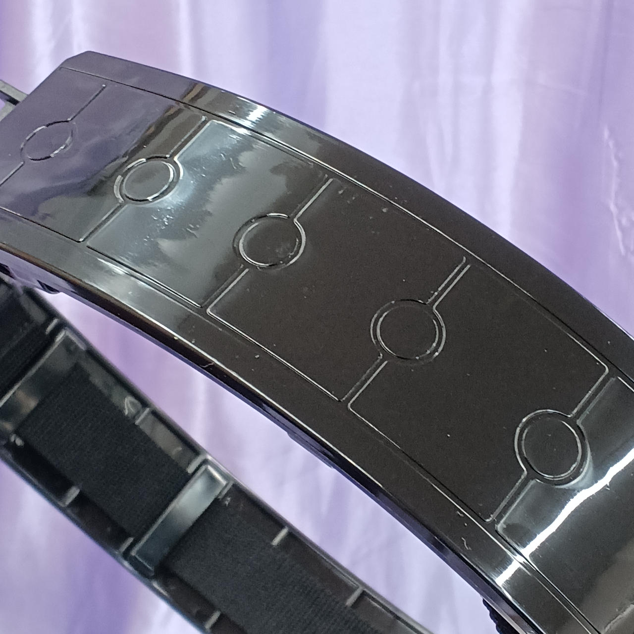 スレキズ・汚れあります。