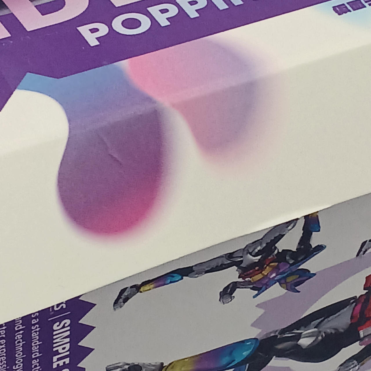 箱傷みあります。