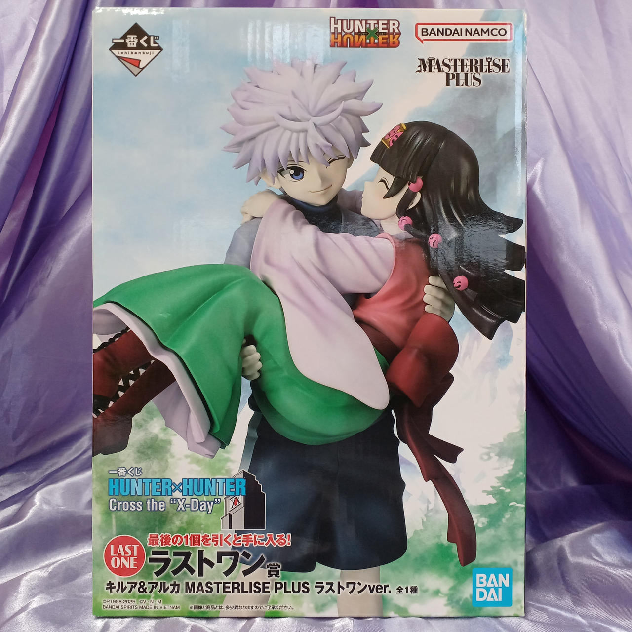 全体的に細かなスレキズあります。