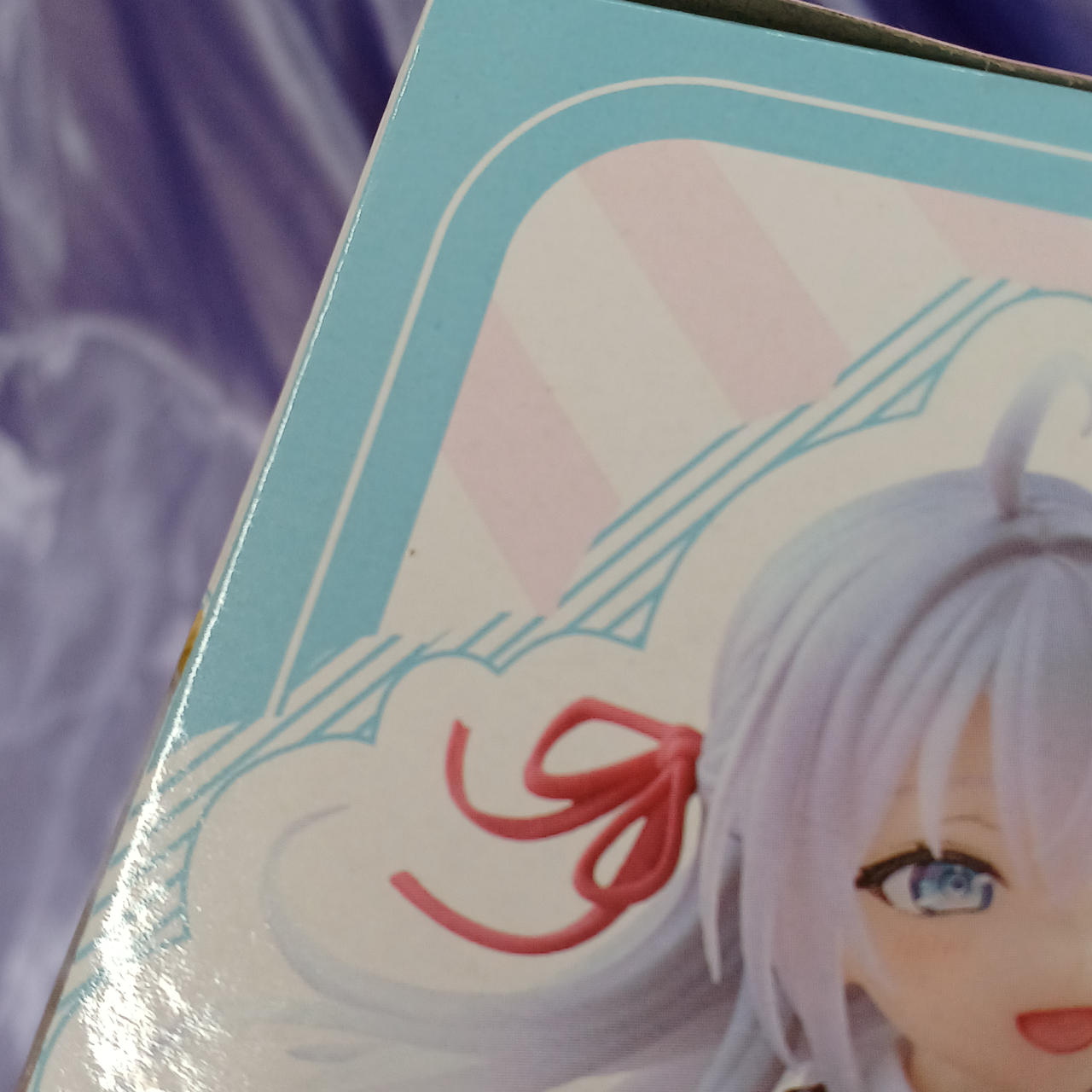 初期不良で黒点あります。