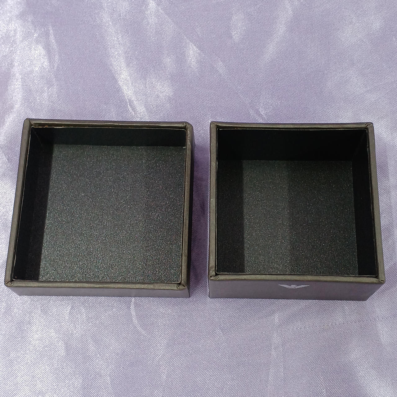 箱傷みあります。