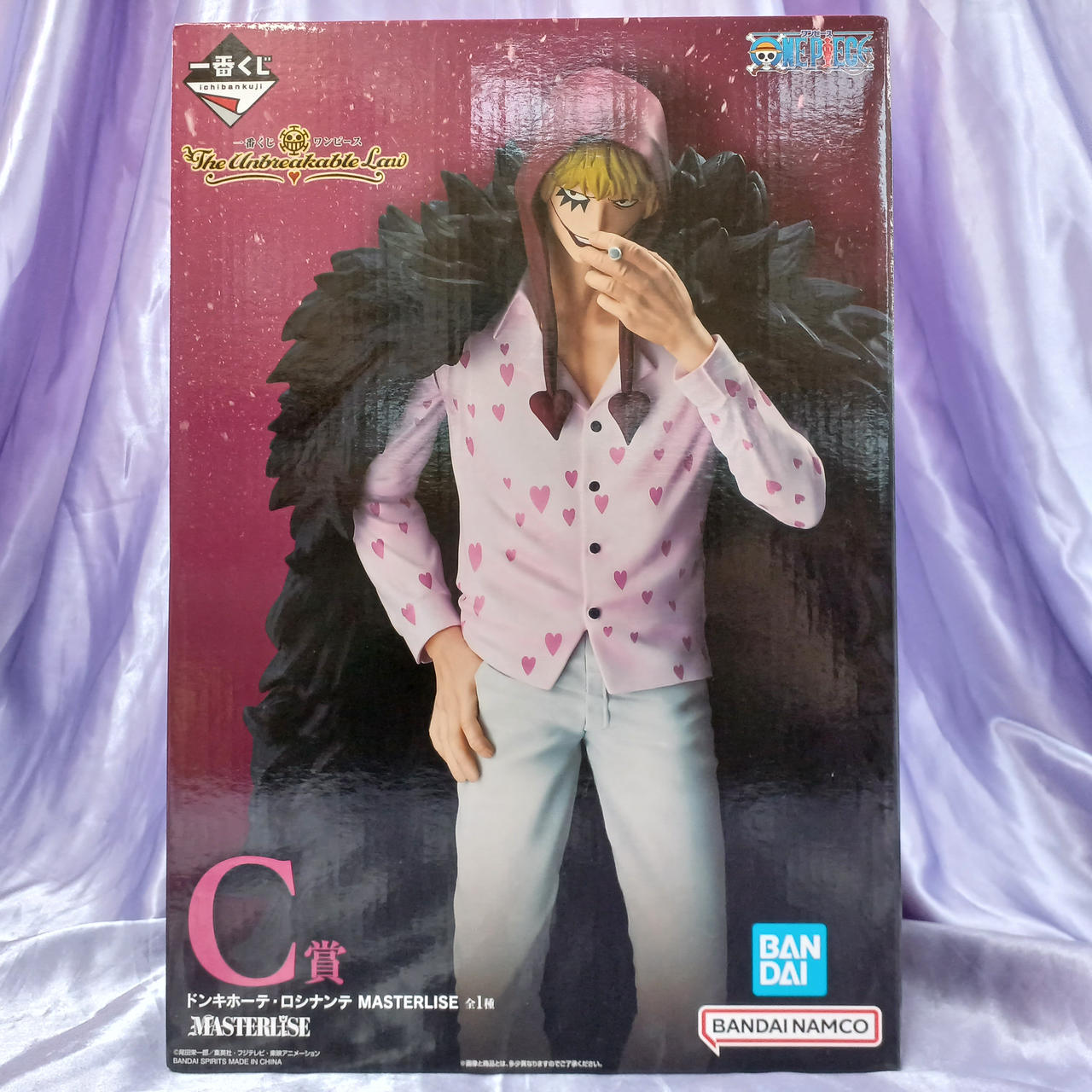 全体的に細かなスレキズあります。