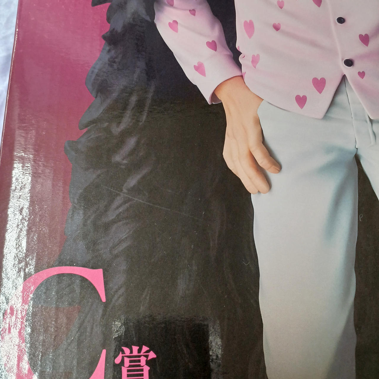 スレキズあります。