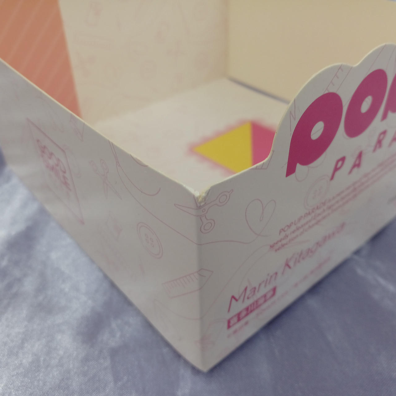 角傷みあります。