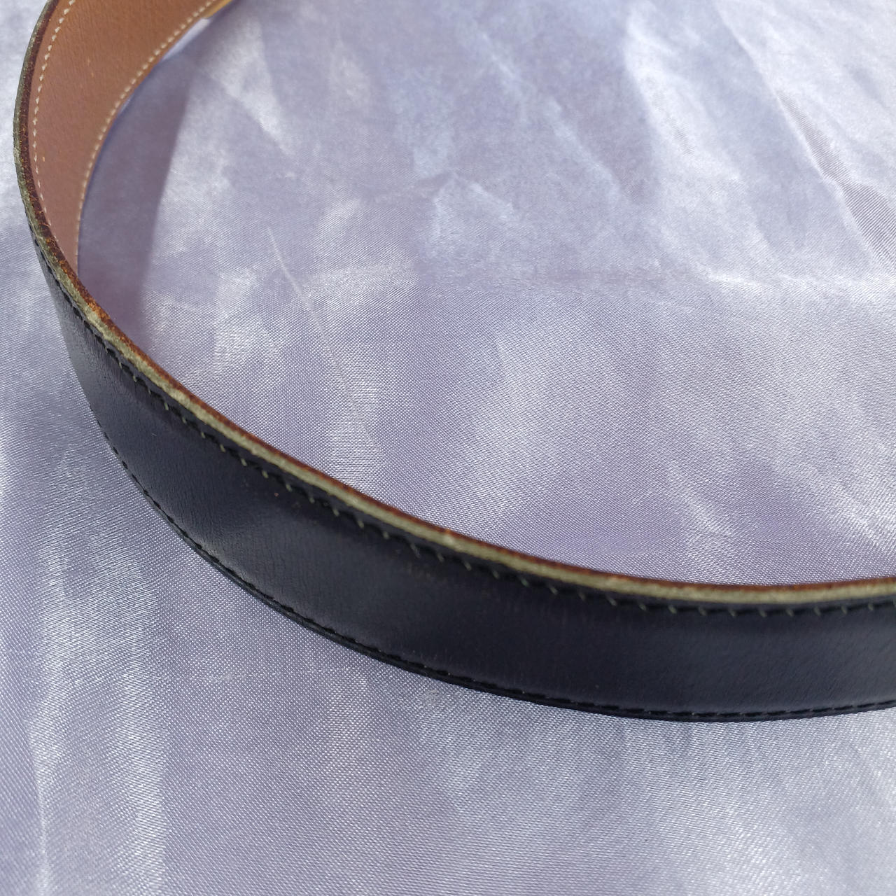 スレキズ・劣化・割れあります。