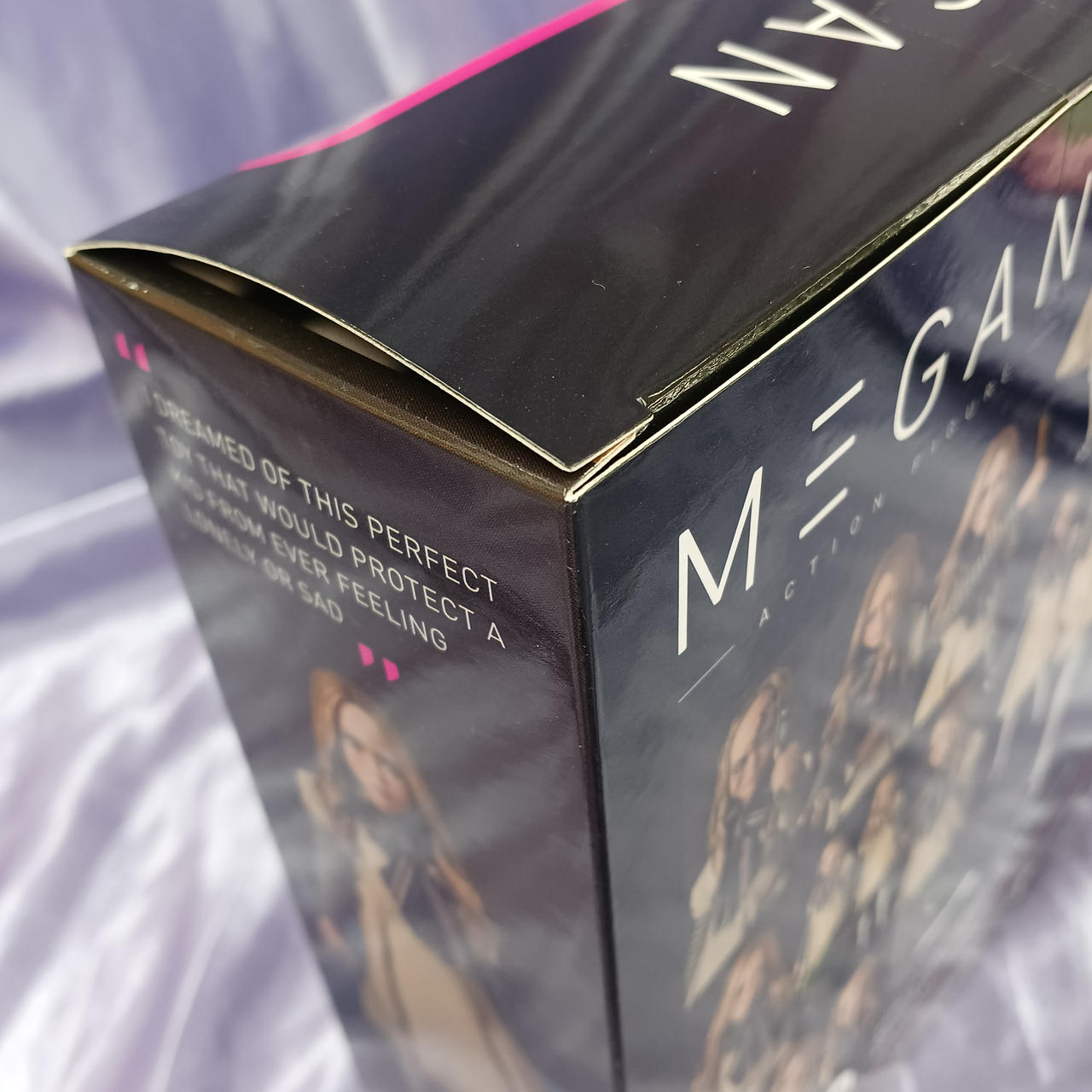 角傷みあります。