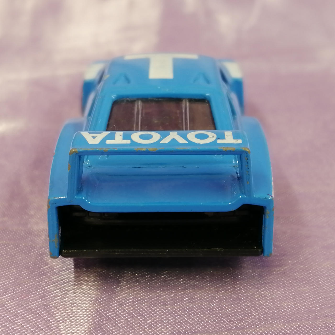 キズ・汚れあります。