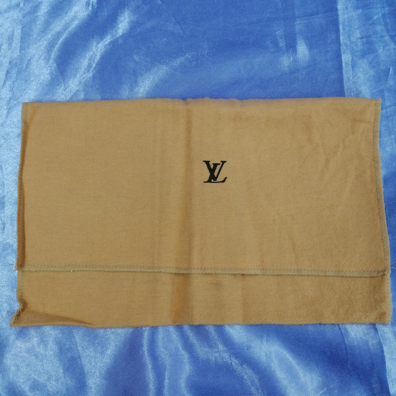 生地イタミ・汚れあります。