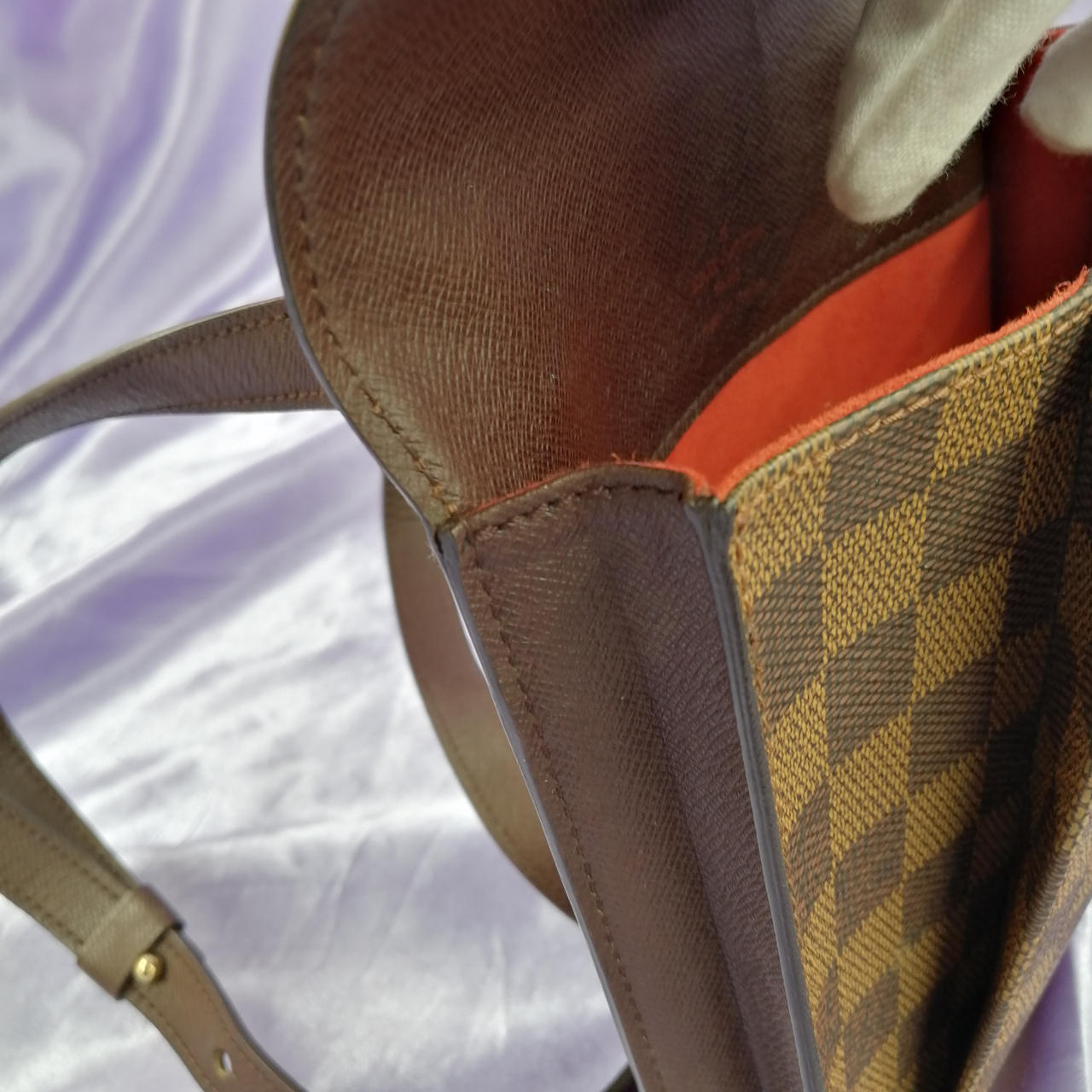 角スレあります。