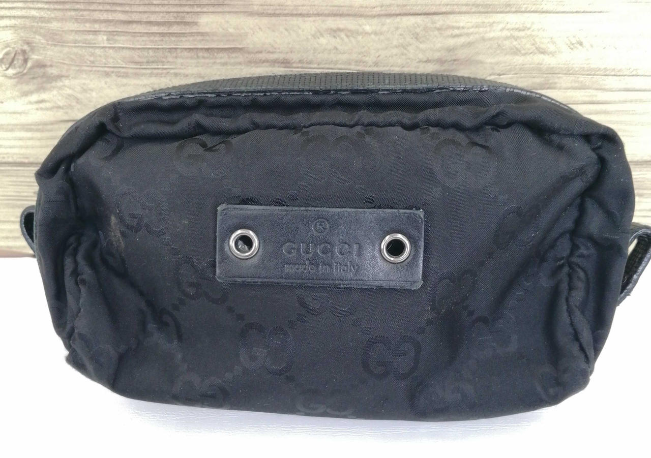 全体的に汚れ有り。