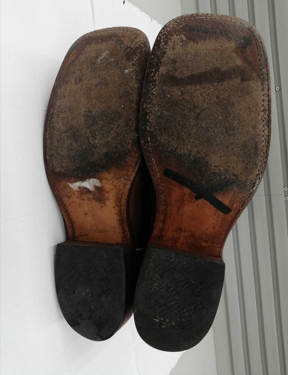 全体的に使用感あり。