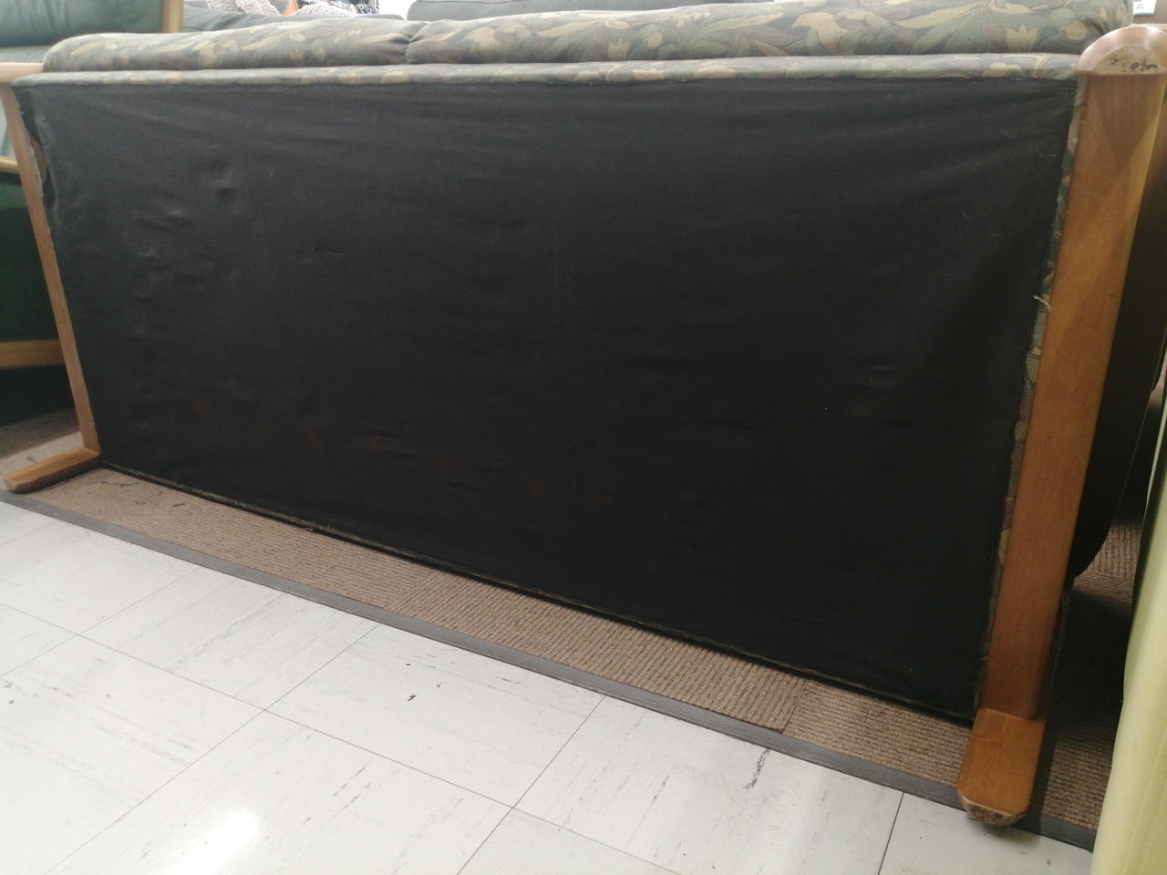 裏面全体的にダメージ大