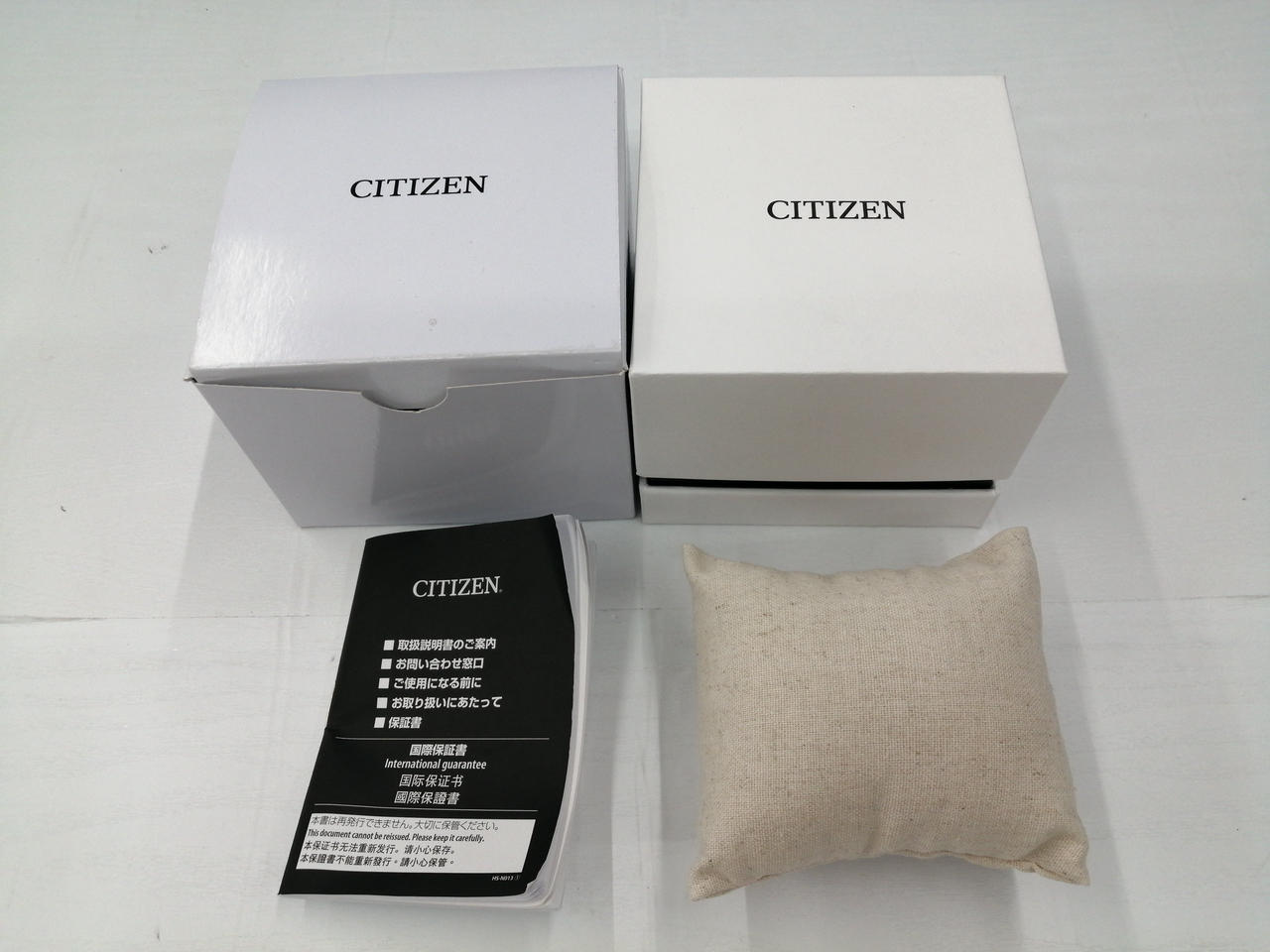 外箱に破れ有り