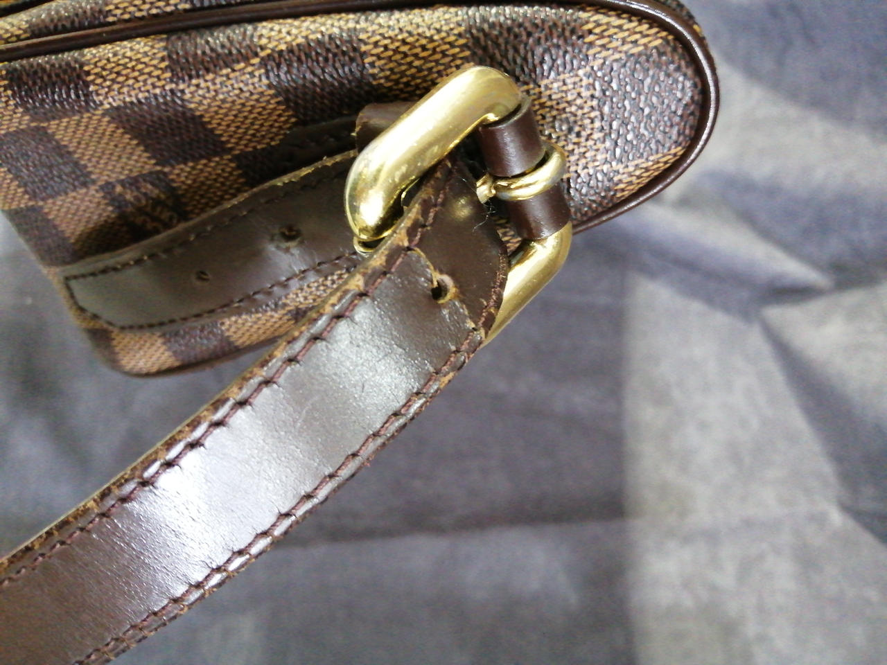 スレ、キズあり